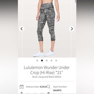 Lululemon Wunder Under Crop (Hi-Rise) *21"
Rush Jacquard Black White